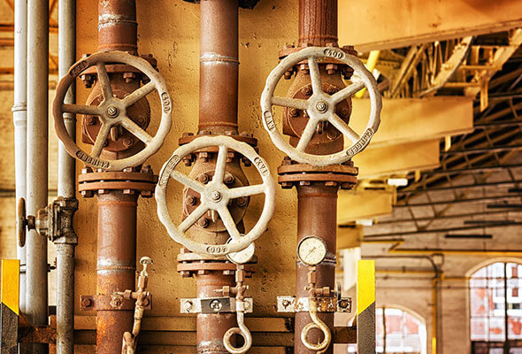 industrial valve with pipe بعض من معدات شركة سلسبيل - شركة سباكة في الكويت